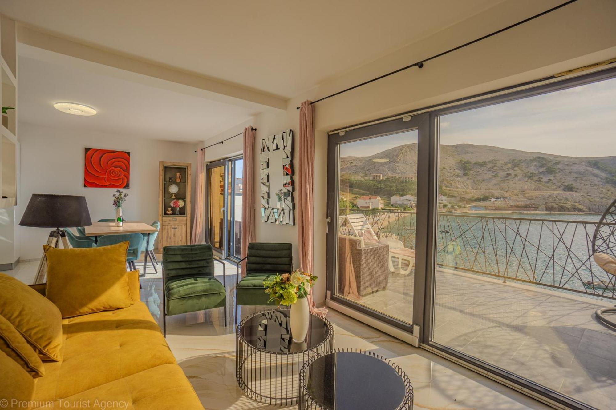 Ivica Super Comfortable, Newly Furnished Apartment In A Top Location Metajna Εξωτερικό φωτογραφία