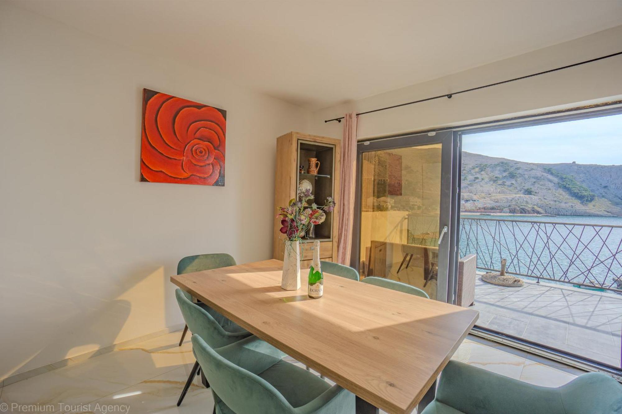 Ivica Super Comfortable, Newly Furnished Apartment In A Top Location Metajna Εξωτερικό φωτογραφία