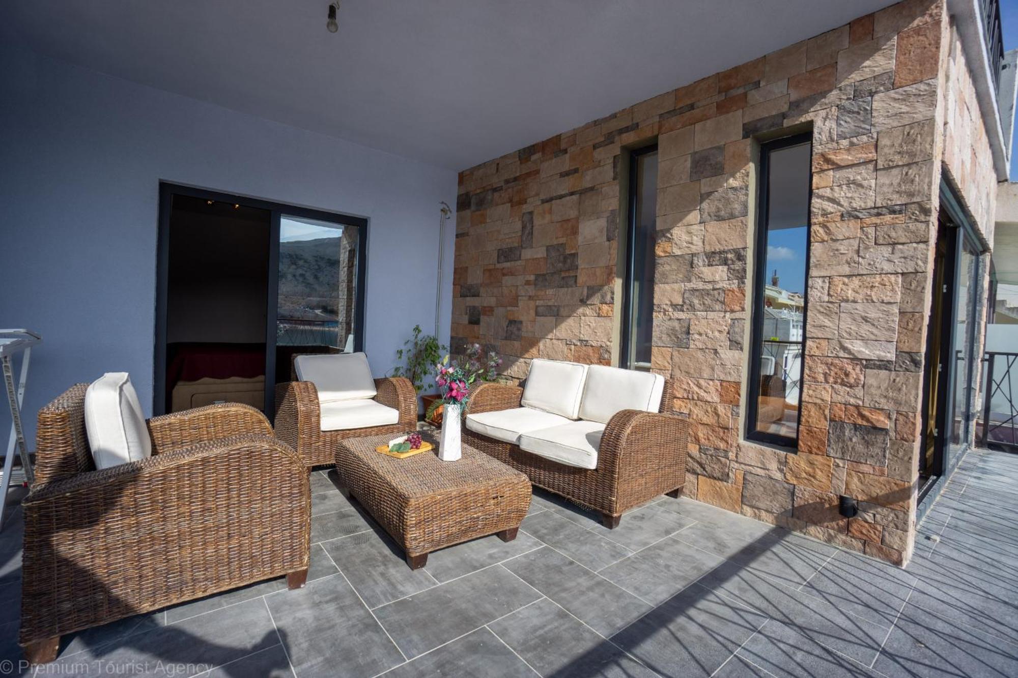 Ivica Super Comfortable, Newly Furnished Apartment In A Top Location Metajna Εξωτερικό φωτογραφία