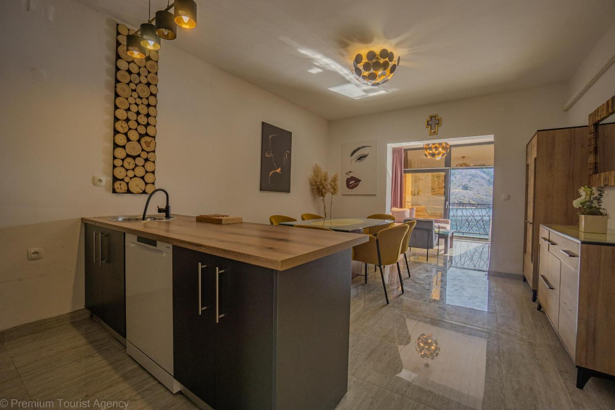 Ivica Super Comfortable, Newly Furnished Apartment In A Top Location Metajna Εξωτερικό φωτογραφία